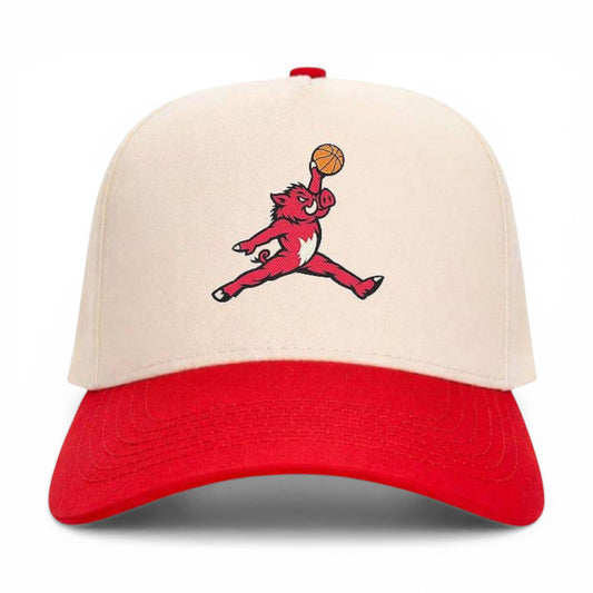 Mad Capper Lob Sooie Basketball Cap: Tan/cream structured cap with red brim and embroidered slam-dunk hog logo.